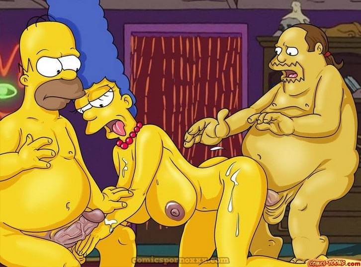 Homero y Marge Simpson Trio Porno con el Nerd de las Historietas 11