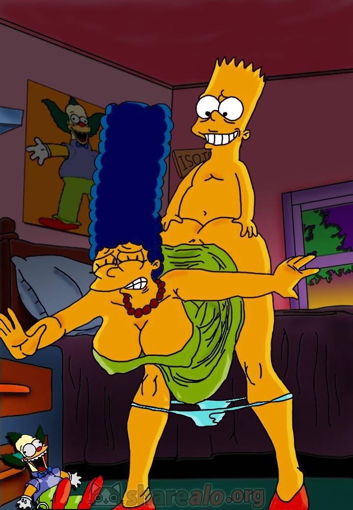 Ver - Bart Simpson Rompiéndole el Culo a Marge - 1