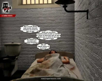 Mujer en celda con sábanas ensangrentadas, cuerpo marcado por abducción sexual y actos lascivos en prisión de ladrillo.