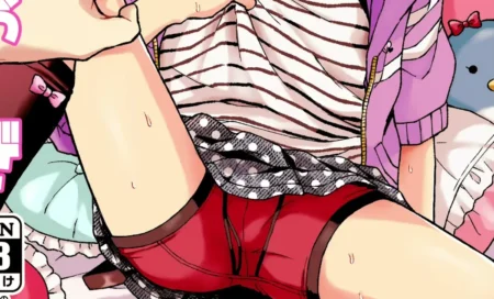 Metamorfosis De Dainiji Camiseta rayada, shorts rojos con encaje negro, manos apretando pezones, fondo rosa con corazones R18 explícito