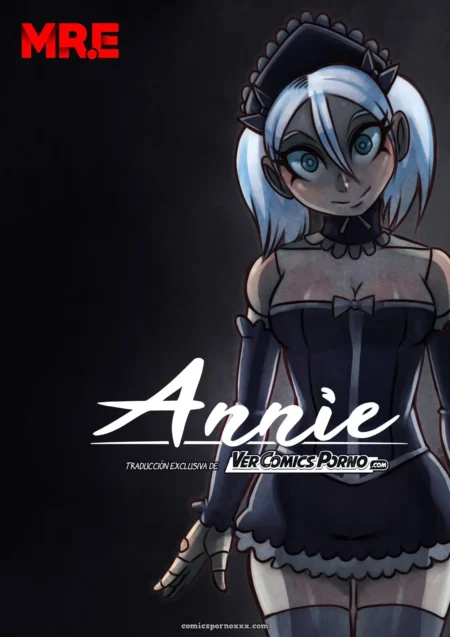 Annie Mr. E en traje de mucama negro con corsé, medias largas, senos y muslos exhibiendo pose sexual explícita.
