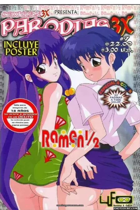 Chica púrpura en vestido verde ajustado con estampado rojo acaricia tetas de chica en uniforme escolar en pose erótica