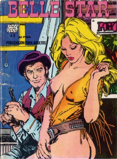 Mujer rubia con vestido corto amarillo y escote profundo que deja ver sus pechos junto a un vaquero armado.