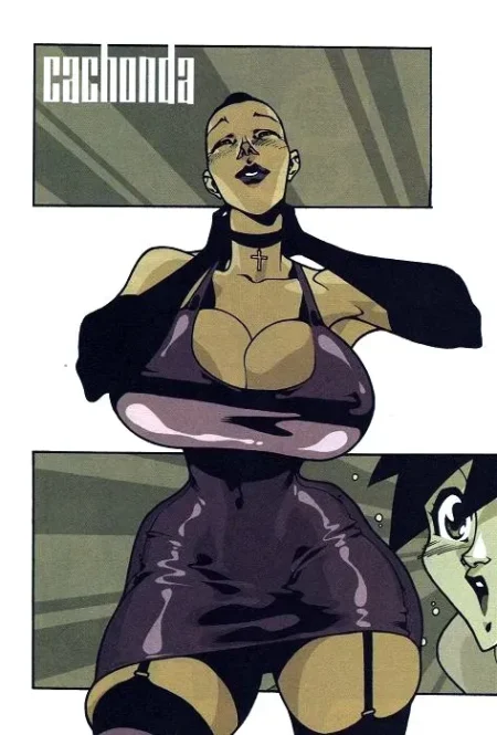 Mujer calva con vestido corto de látex morado ajustado que resalta sus pechos grandes y muslos con ligueros negros.