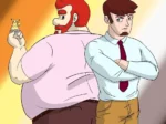 Hombre delgado con camisa y corbata junto a hombre gordo y barbudo con camiseta rosa ajustada y trasero voluminoso.