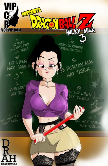 Maestra Milky Milk de Dragon Ball Z con blusa morada escotada, minifalda beige, ligueros negros y una regla roja.