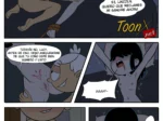 Lincoln penetra el coño húmedo de Lucy mientras ella gime atada a la cama en un ritual sexual explícito.