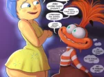 Ansiedad de Bootydox con el culo gigante y erecto frente a una mujer rubia con curvas y vestido amarillo corto.